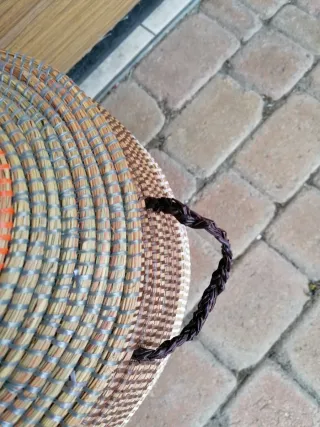 Cesto etnico con manici e coperchio