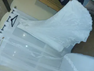 Traje de Novia, Velo, Cancán y Zapatos