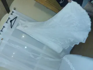 Traje de Novia, Velo, Cancán y Zapatos