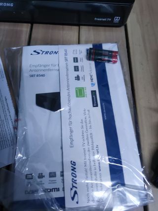 Strong SRT 8540 TV DVB-T2 Reproductor Sincronizador