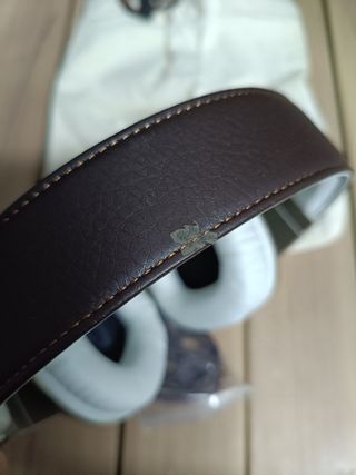 Polk Audio AM5118 - Auriculares de Diadema Cerrados, Color Blanco y marrón