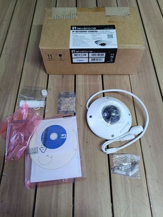 Camara IP Level One Mini Domo No WiFi 2 Megapixel PoE Exterior Antivandalica FCS-3073