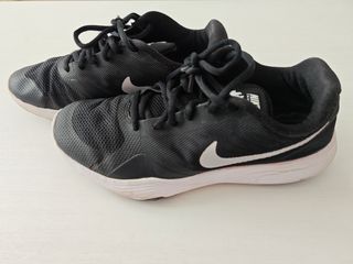 Nike City Cross Trainer Mujer Negro/Blanco