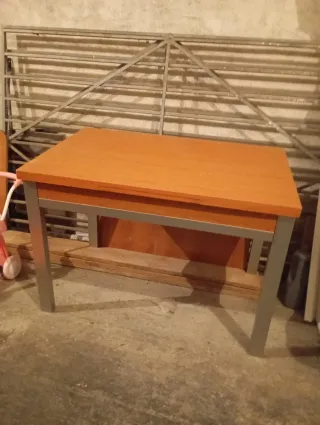 Mesa de cocina madera y metal