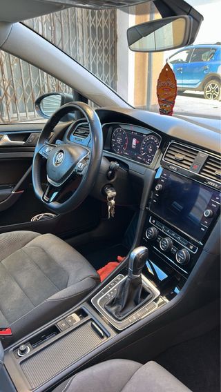 Volkswagen Golf 7.5 R-Line 1.5 tsi DSG