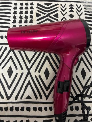 Secador de pelo Revlon rosa