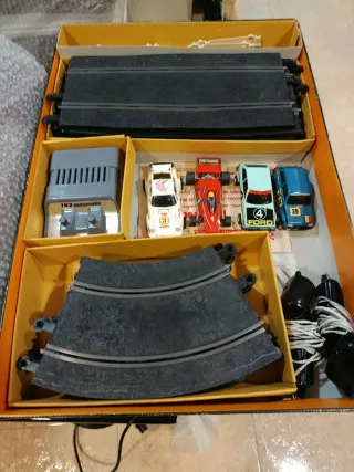 SCALEXTRIC GP 29 + COCHES