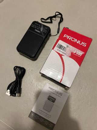 Radio Portátil Pronus J-555