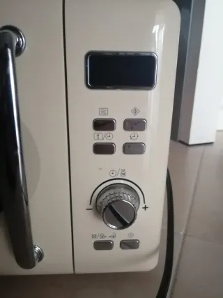 Forno a microonde beige