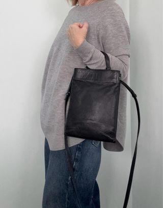 Borsa COS pelle nera 2 scomparti