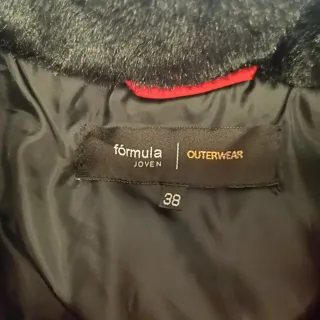 Abrigo Rojo El Corte Inglés Talla M.