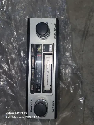 Radio coche antigua sanyo