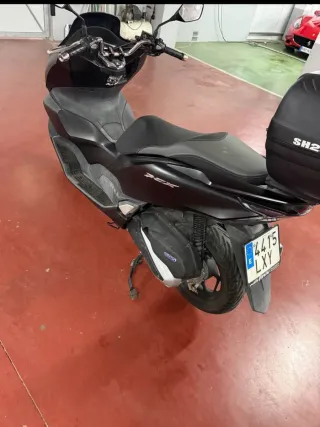Honda PCX 125cc Negro