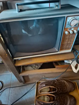 Televisor Antiguo Vintage
