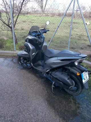 Yamaha Tricity 125 Gris