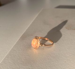 Antiguo anillo oro 18k y opalo