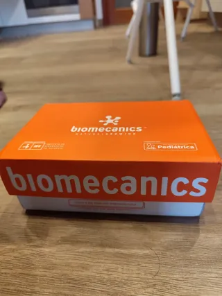 Sandali bambina Biomecanics taglia 25