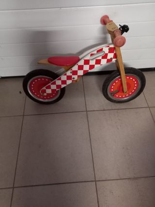 Bicicleta de equilibrio para niños