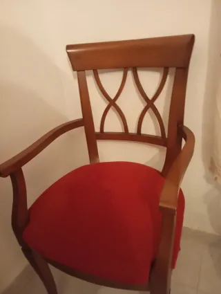 Sillas de comedor de madera y tela