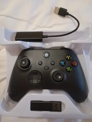 Mando Carbon Black para Xbox 2.4G. No original