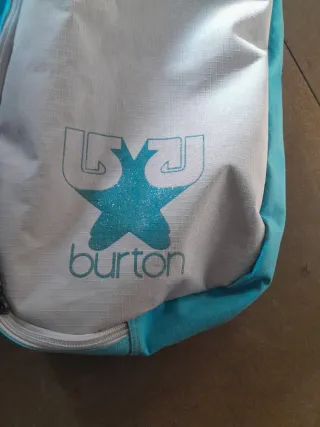 Tabla Snowboard Quechua Chica 154. Con fijaciones.