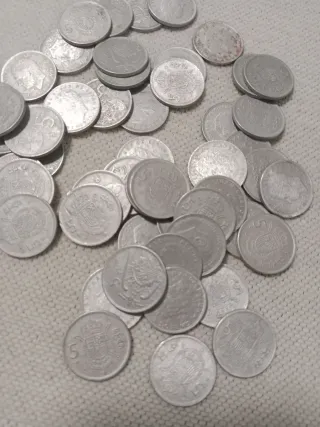 Monedas 5 Pesetas Colección.1 euro por 3 monedas