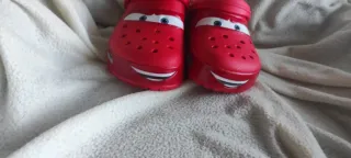 Zuecos  estilo crocs Rayo talla 44/45