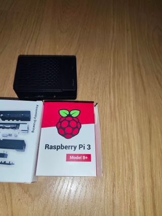 Kit Raspberry Pi 3 B + Accesorios