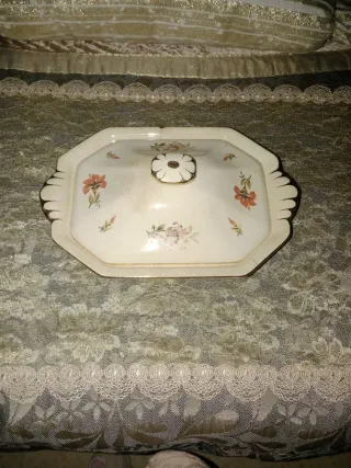 Sopera antigua floral