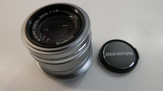 Objetivo Olympus M.Zuiko Digital 45mm f/1.8