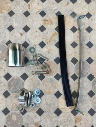 Escape LeoVince Carbono