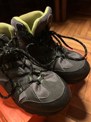 Botas de montaña niño Boriken gris/verde