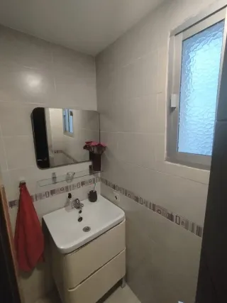 ABSTENGASE INMOBILIARIAS, NO LLAMEN. Se vende piso