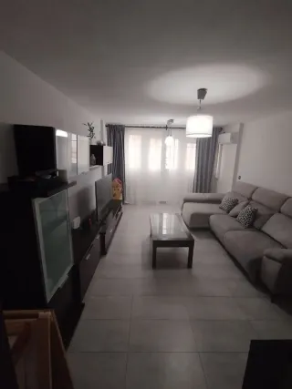 ABSTENGASE INMOBILIARIAS, NO LLAMEN. Se vende piso