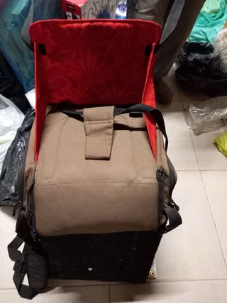 Trona / Alzador de viaje plegable