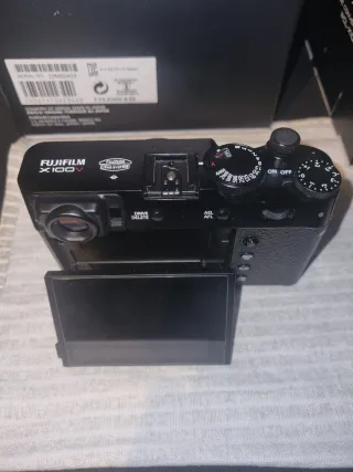 Fujifilm X100V Negra + Accesorios