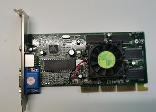 Scheda video Nvidia Geforce 2 MX200 64mb / AGP