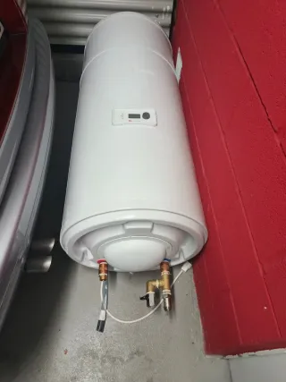 Aerotermo Saunier Duval 100L Blanco