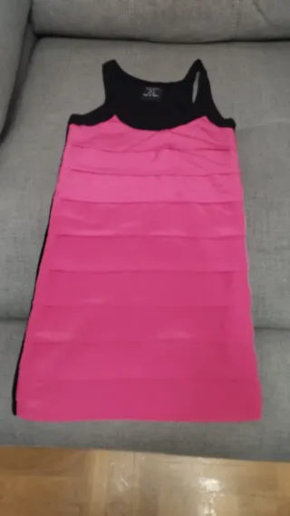 Vestido Zara plisado rosa y negro Talla S