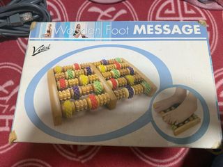 Masajeador de pies de madera