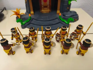 Playmobil indígenas,de edición special.