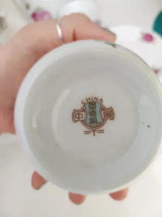 Set Tazze da Tè e Caffè con Teiera