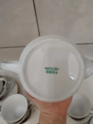 Set Tazze da Tè e Caffè con Teiera