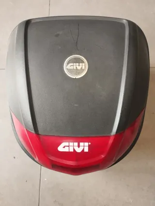 Baúl GIVI 26L