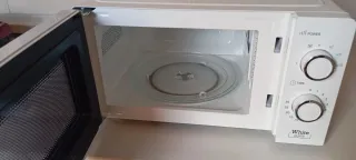 Microondas Orbegozo Blanco