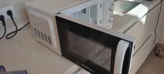 Microondas Orbegozo Blanco