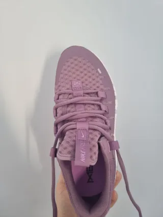 T38 Nike Free Metcom 5 moradas