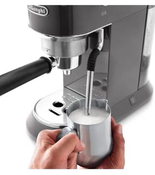 Cafetera DeLonghi Marrón