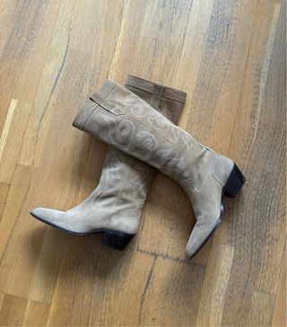 Botas de ante marrones