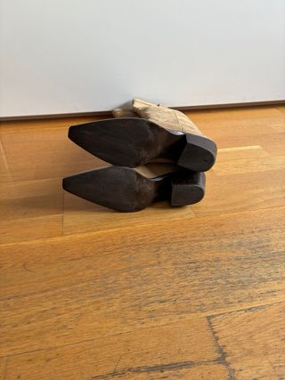 Botas de ante marrones